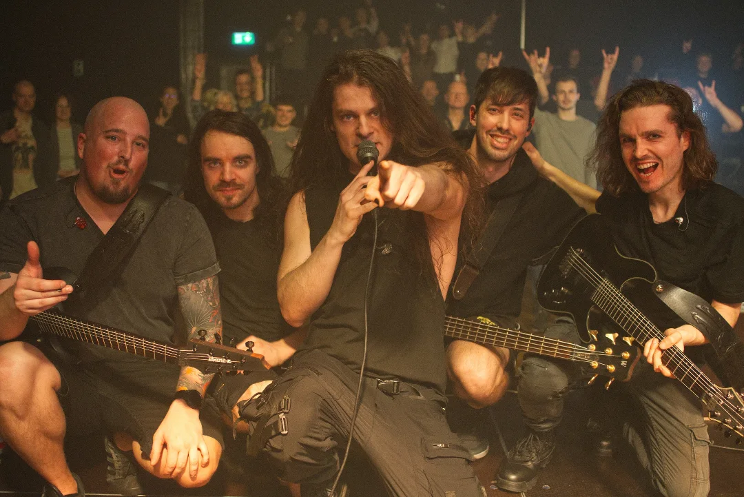 Danke Bocholt!!! 🔥
Das war ein wirklich geiler Abend letzten Samstag: Gute Leute, gute Musik, gute Location. 🖤 Und für uns war es eine wahre Feuerprobe, denn wir sind ganz spontan für die erkrankten @…